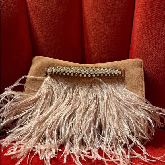 Jimmy Choo Venus Ostrich Feather Suede Clutch - Picture 2 of 11